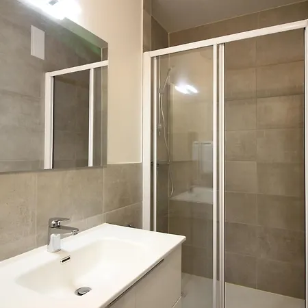 Апартаменты F2 Avec Parking, Proche Commodites Et Thermes - Fr-1-415-179 Ле-Мон-Дор